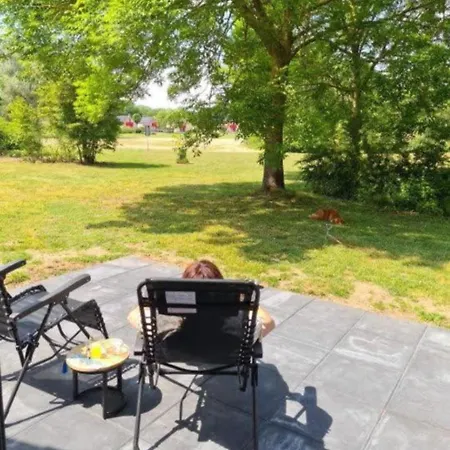 Lakefront Gelderland Bbq & Tuin 6pers Holiday home *