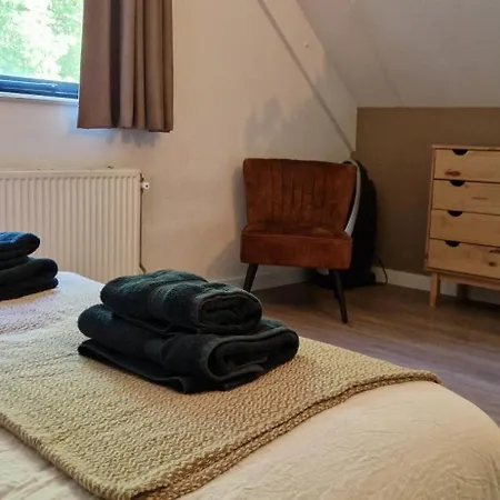Holiday home Lakefront Gelderland Bbq & Tuin 6pers *