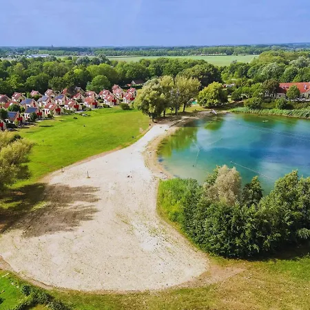 Holiday home Lakefront Gelderland Bbq & Tuin 6pers