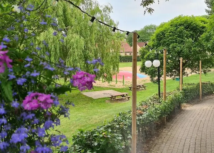 Lakefront Gelderland Bbq & Tuin 6pers Holiday home Ewijk