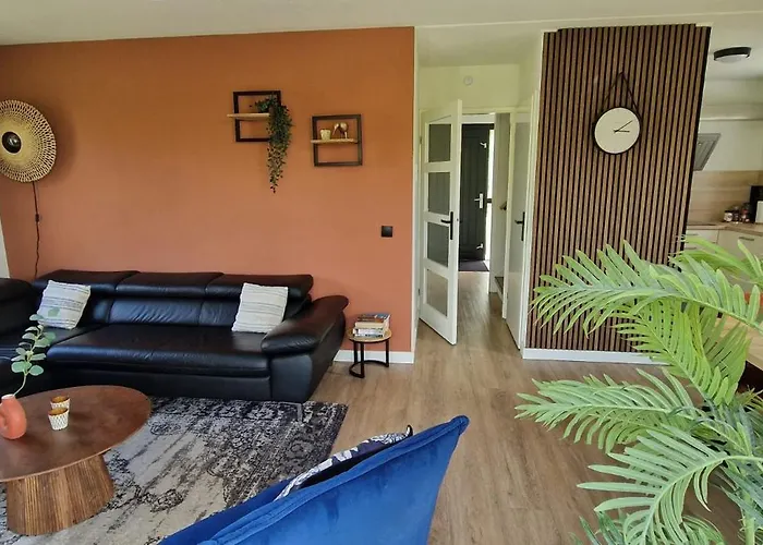 Holiday home Lakefront Gelderland Bbq & Tuin 6pers