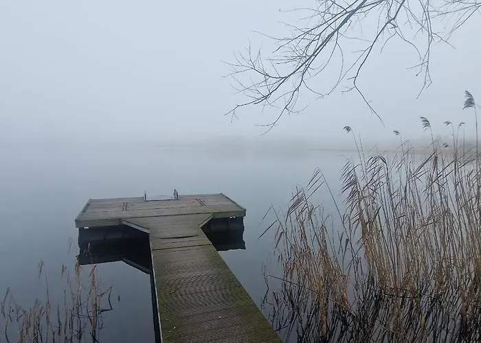 Lakefront Gelderland Bbq & Tuin 6pers Hébergement de vacances *