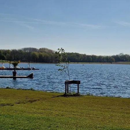 Casa de Férias Lakefront Gelderland Bbq & Tuin 6pers *