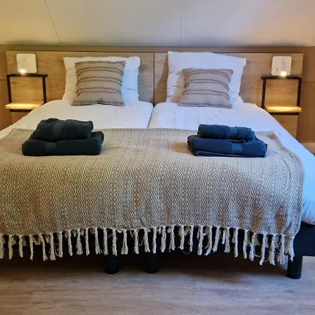 Casa de Férias Lakefront Gelderland Bbq & Tuin 6pers Ewijk