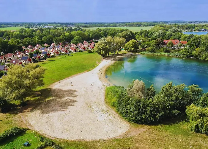 Semesterbostad Lakefront Gelderland Bbq & Tuin 6pers